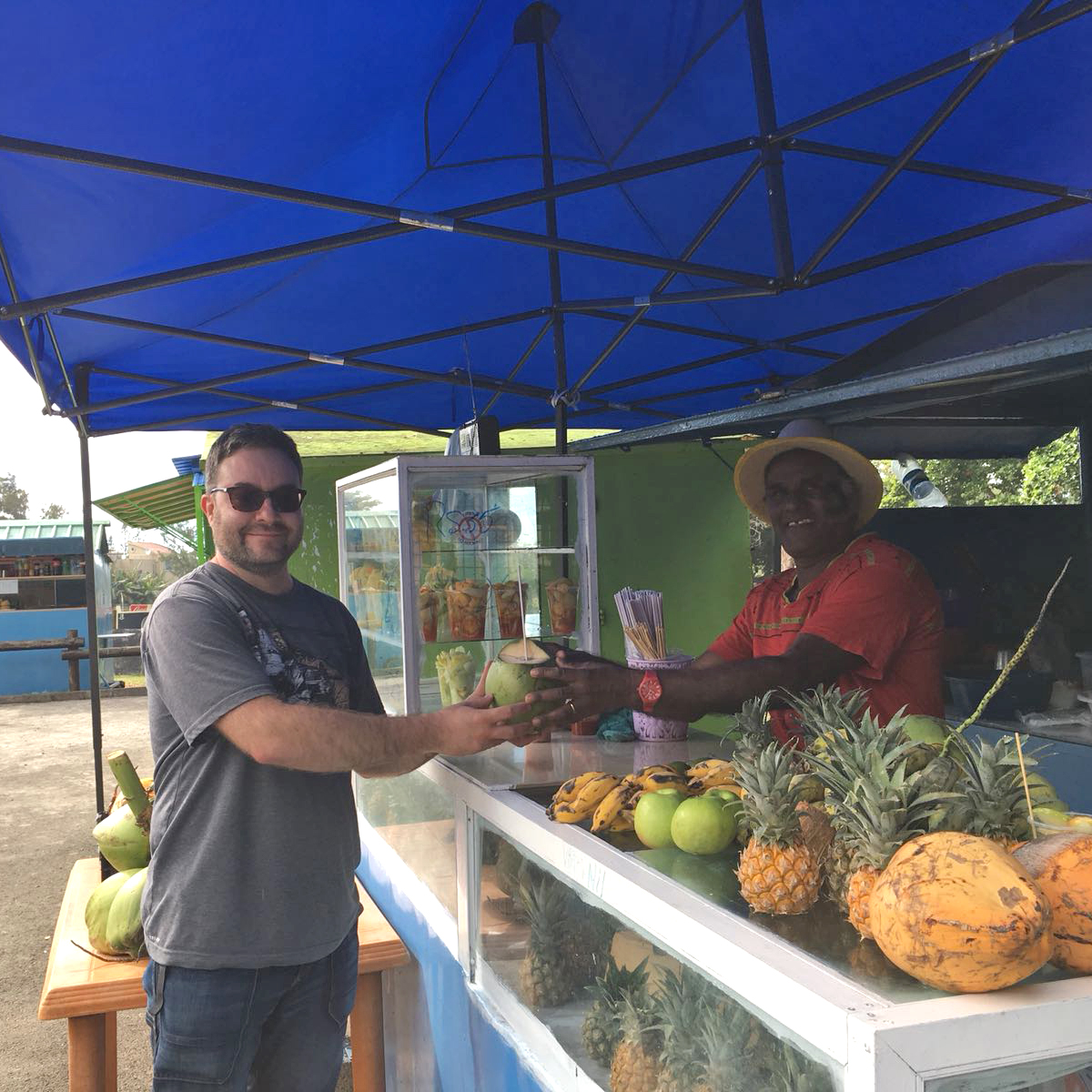 Hello_Mauritius_Dias_Fruit_Store_Blue_Bay