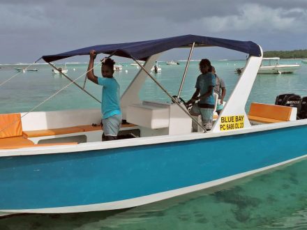 Hello-Mauritius-Speedboat-Tour-Ile-Aux-Cerfs